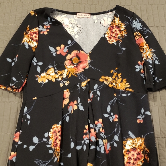 Maternity top - Picture 2 of 5